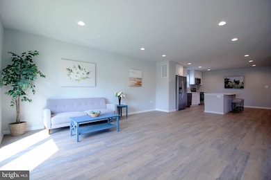 829 Fernhill Rd, Clearwater Beach, MD 21226 - photo 4