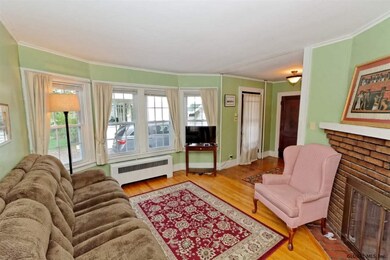 2121 The Plaza, Niskayuna, NY 12309 - photo 4