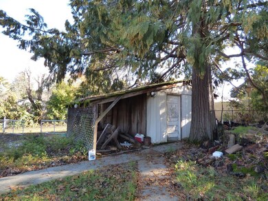 314 Broadway St, Rogue River, OR 97537 - photo 5