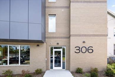 306 Bergen Ave unit 305, Jersey City, NJ 07305 - photo 2