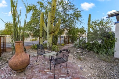 Front yard_sitting area