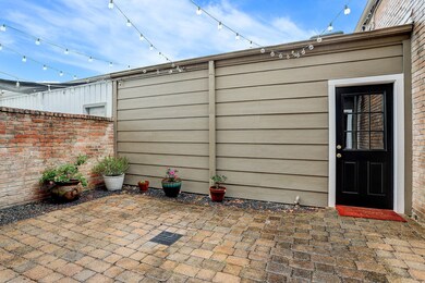 9621 Doliver Dr, Houston, TX 77063 - photo 5