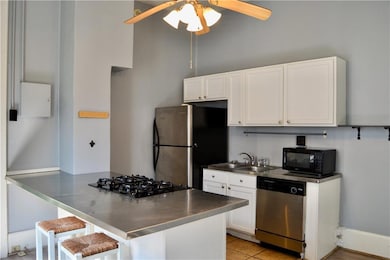 732 Pleasant St, New Orleans, LA 70115 - photo 3