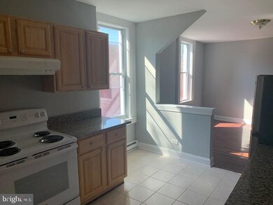 1413 S 23rd St unit 2, Philadelphia, PA 19146 - photo 4