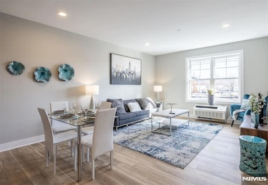 455 Livingston St unit 313, Norwood, NJ 07648 - photo 2