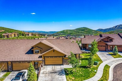 4_Aerial-Exterior_1800x1200_3887586