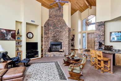 Fireplace & Wet Bar