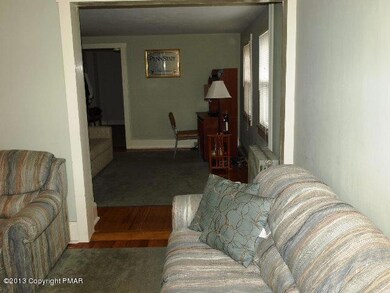 107 W Ridge St, Lansford, PA 18232 - photo 6