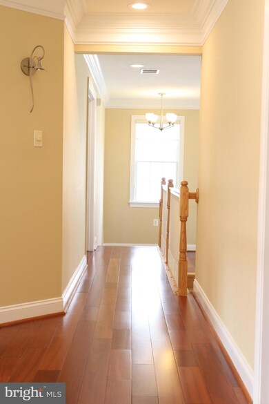 42524 Mandolin St, Chantilly, VA 20152 - photo 5