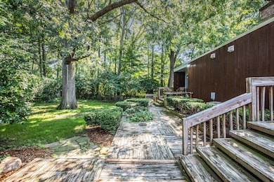 2427 Londonderry Rd, Ann Arbor, MI 48104 - photo 7