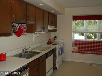 306 Five Farms Ln, Lutherville Timonium, MD 21093 - photo 2