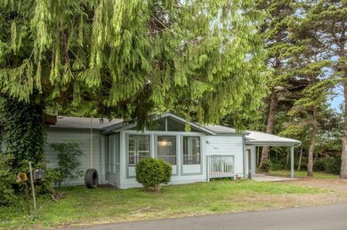 2122 SE 8th St, Lincoln City, OR 97367 - photo 2