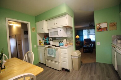1019 N 15th kitchen 2