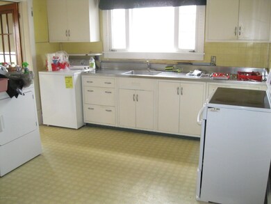 78 Church St, Kingston, PA 18704 - photo 4