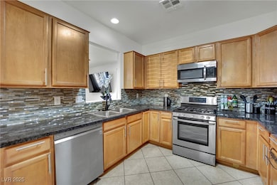 6430 Jackrabbit Run Ave, Las Vegas, NV 89122 - photo 5