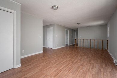 926 Morton St, Shelbyville, TN 37160 - photo 7