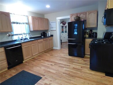24 Wescott St, Limerick, ME 04048 - photo 2