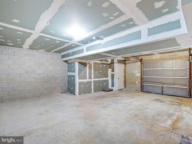 1112 E 14th St, Wilmington, DE 19802 - photo 5