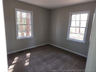 7565 Carrollburg Dr, Fayetteville, NC 28303 - photo 6