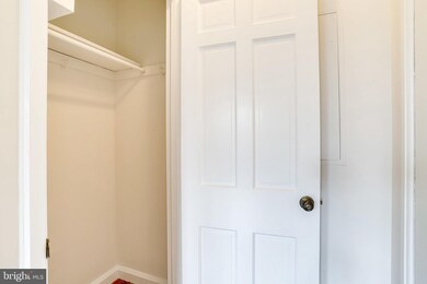 4212 36th St S unit B1, Arlington, VA 22206 - photo 3