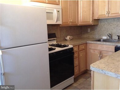 339 Westmont Dr, Darby, PA 19023 - photo 7