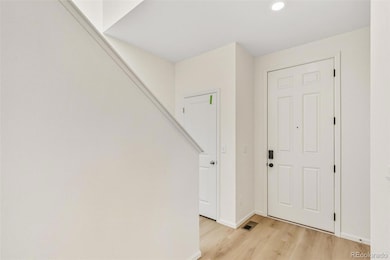 5242 Denali Blvd, Aurora, CO 80019 - photo 2