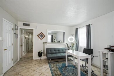 4401 Lefkoe St unit C, Metairie, LA 70006 - photo 2