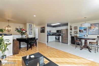 2020 E 73rd Open Concept
