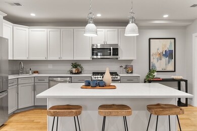 682 Blue Hill Ave unit 1, Dorchester, MA 02121 - photo 5