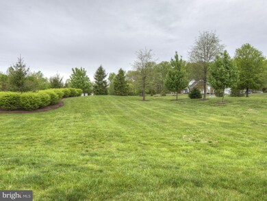 7107 Radford Dr, Fredericksburg, VA 22407 - photo 4