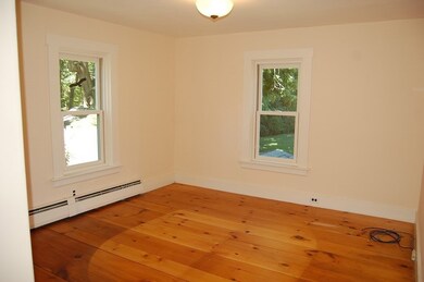 414 Central St, Holliston, MA 01746 - photo 4