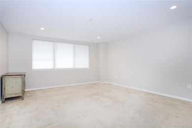 Harbor View at Port Washington unit 423, Port Washington, NY 11050 - photo 7