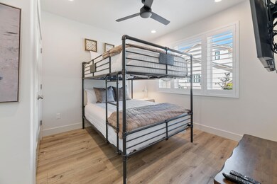 498 E Bailey Ln, Washington, UT 84780 - photo 4