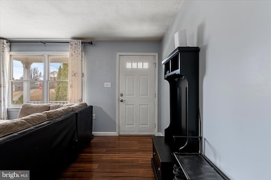 320 Beauregard Blvd, Charles Town, WV 25414 - photo 5