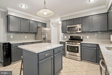 12 Williamsburg Way, Swedesboro, NJ 08085 - photo 2