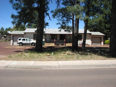 940 E Whipple St, Show Low, AZ 85901 - photo 3