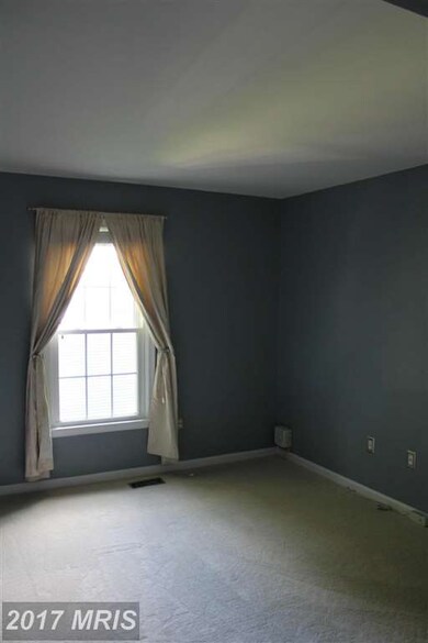 3815 Water Drop Ct, Burtonsville, MD 20866 - photo 6