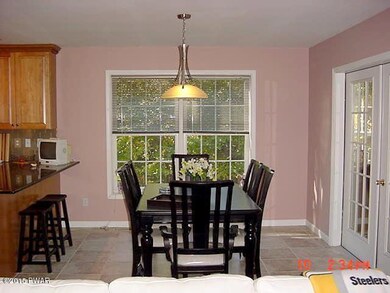 192 Oak Ridge Dr, Milford, PA 18337 - photo 7