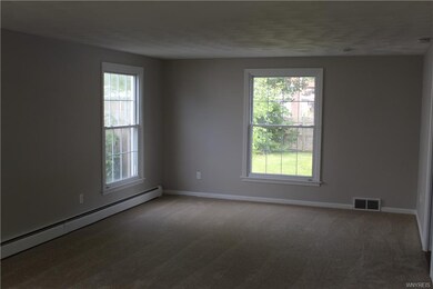 452 Meadow Dr, North Tonawanda, NY 14120 - photo 5