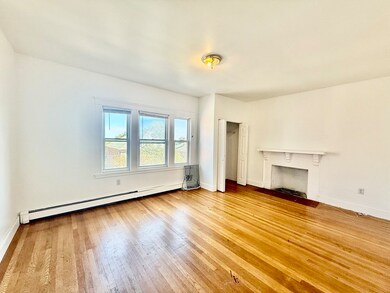 62 Algonquin Rd unit 2, Chestnut Hill, MA 02467 - photo 3