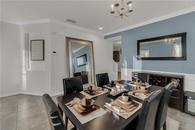 Formal Dining/Foyer