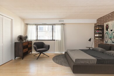 1856 Beacon St unit 2E, Brookline, MA 02445 - photo 4