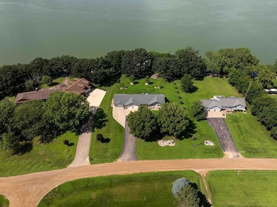 4 S Fox Lake Dr E, Sherburn, MN 56171 - photo 3