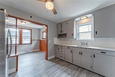 19513 Mohican Ave, Cleveland, OH 44119 - photo 6