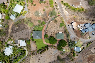 60 E Huapala Place unit B, Lahaina, HI 96761 - photo 2