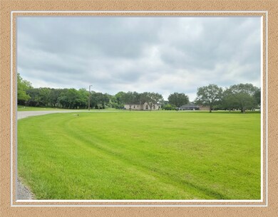 22 Timberline Dr, Bay City, TX 77414 - photo 2