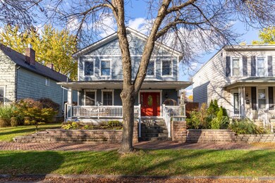 418 Forest Street_MLS_2