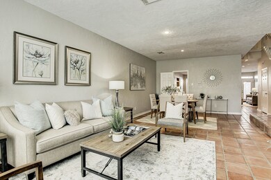 9622 Doliver Dr, Houston, TX 77063 - photo 3