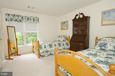 7622 Seabrook Ln, Springfield, VA 22153 - photo 7