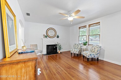 05-Living Room